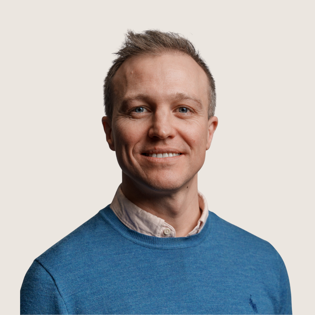 Dr Nicholas Bisson